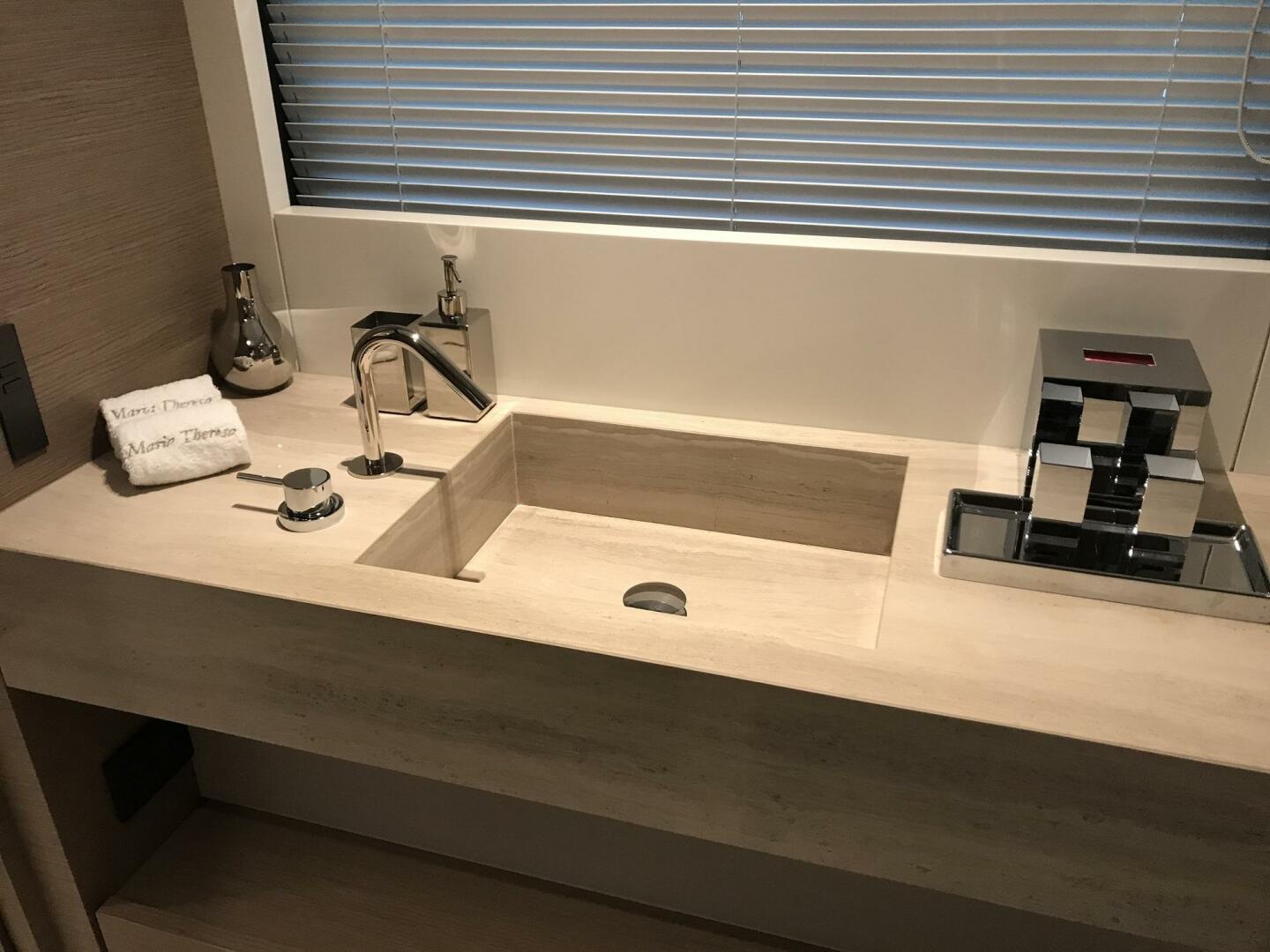 Navetta 33 – Maria Theresa