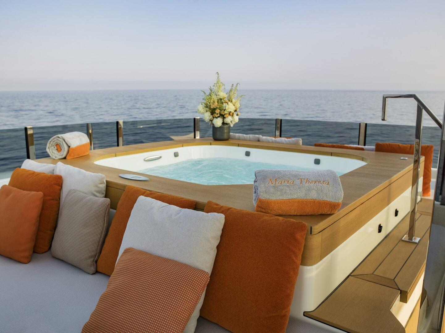 Navetta 33 – Maria Theresa