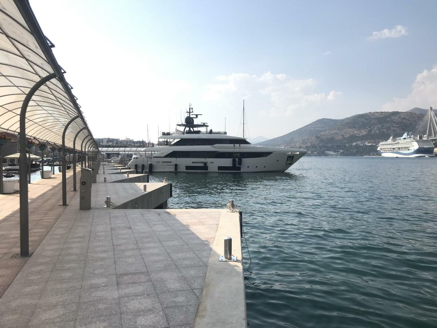 Navetta 33 – Maria Theresa