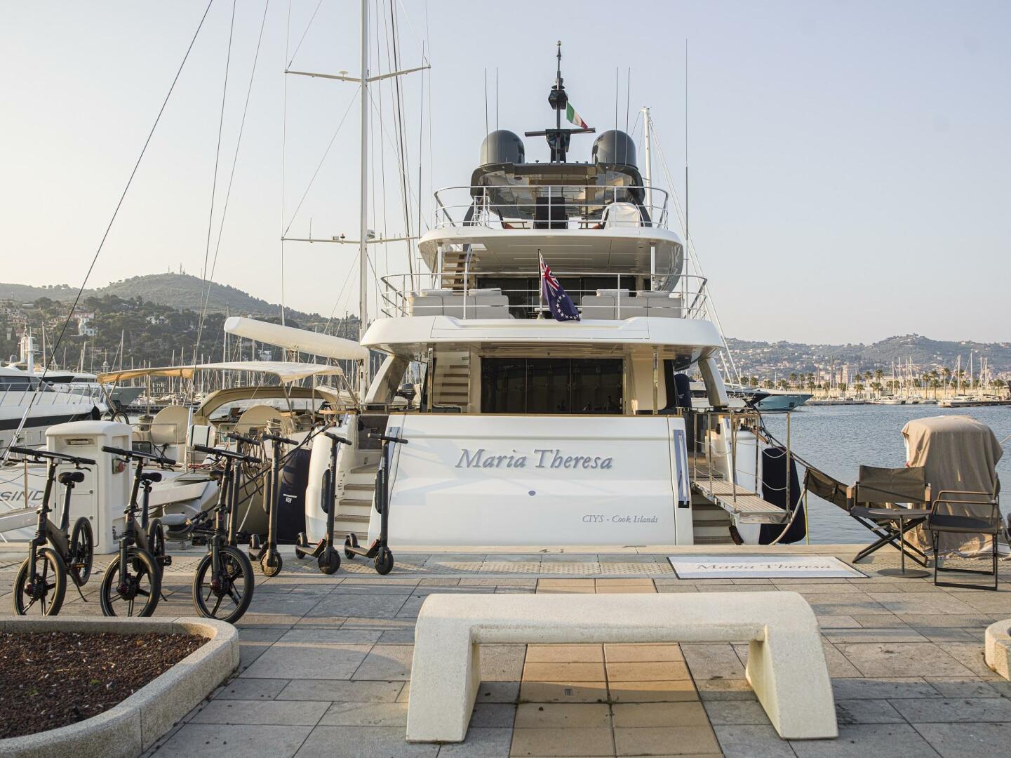 Navetta 33 – Maria Theresa