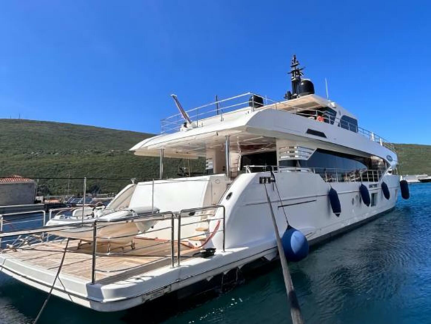 Majesty 100 – Piterland II