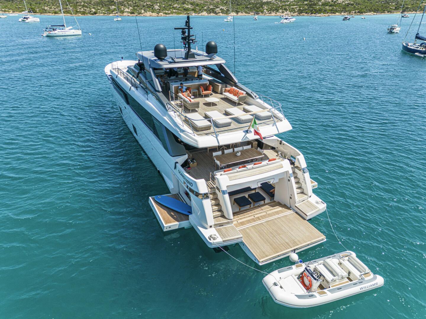 Sanlorenzo SL 120 A – BLUE ANGEL